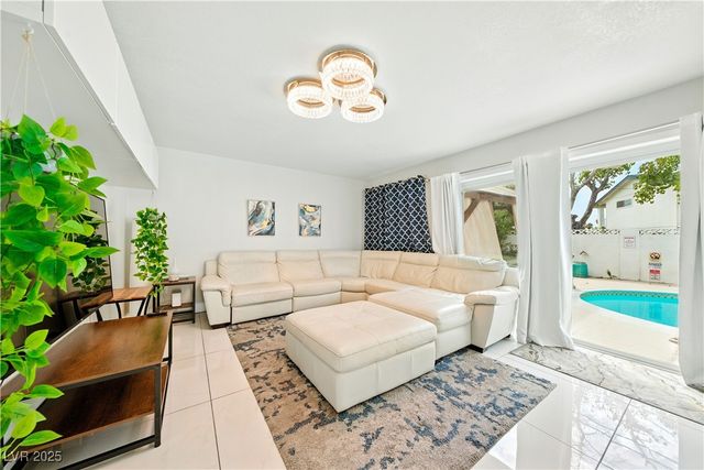 2659 Vegas Valley Drive, Las Vegas, NV 89121