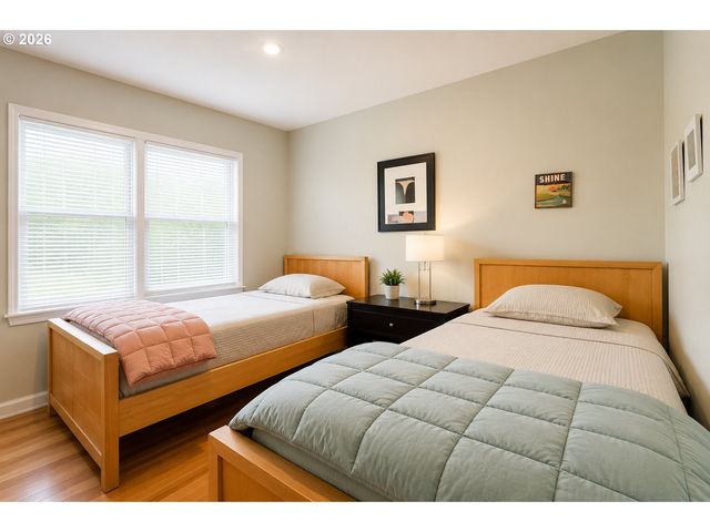 2803 Ne 16TH Ave, Portland, OR 97212