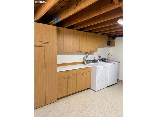 2803 Ne 16TH Ave, Portland, OR 97212