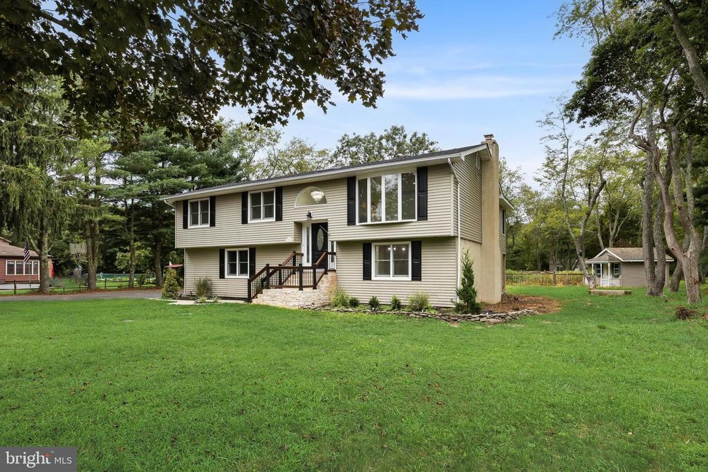 719 KETTLE RUN RD, MARLTON, NJ 08053 — photo 2
