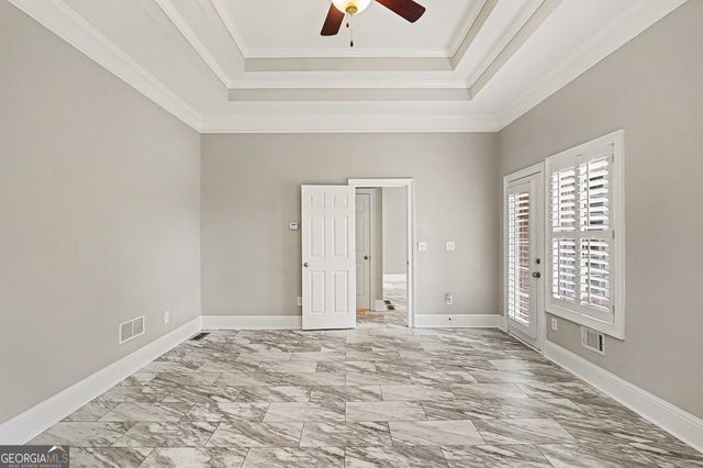 25 Inverleigh Row, Covington, GA 30014