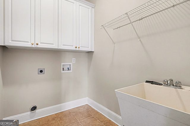 25 Inverleigh Row, Covington, GA 30014