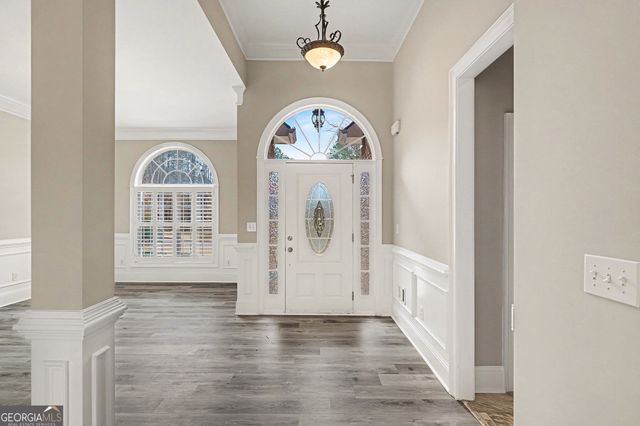 25 Inverleigh Row, Covington, GA 30014