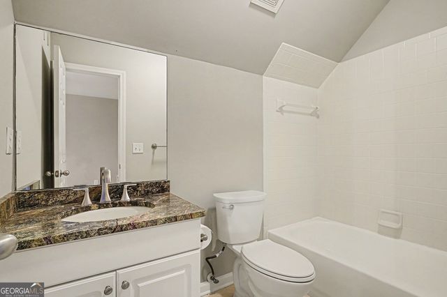 25 Inverleigh Row, Covington, GA 30014