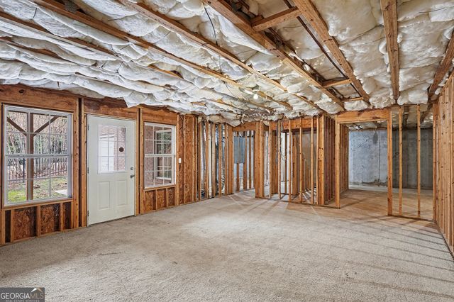 25 Inverleigh Row, Covington, GA 30014