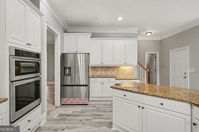 25 Inverleigh Row, Covington, GA 30014