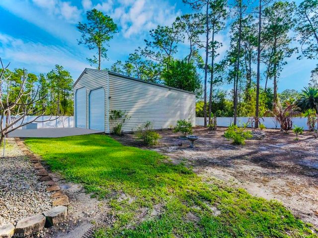 816 Columbus AVE, Lehigh Acres, FL 33972