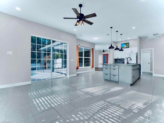 816 Columbus AVE, Lehigh Acres, FL 33972