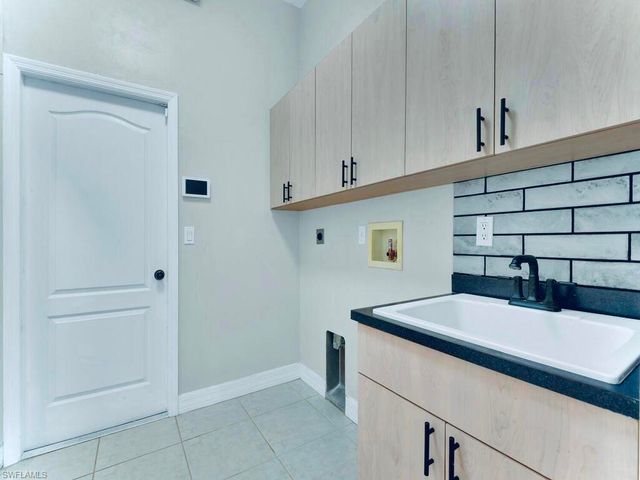 816 Columbus AVE, Lehigh Acres, FL 33972