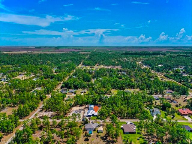 816 Columbus AVE, Lehigh Acres, FL 33972