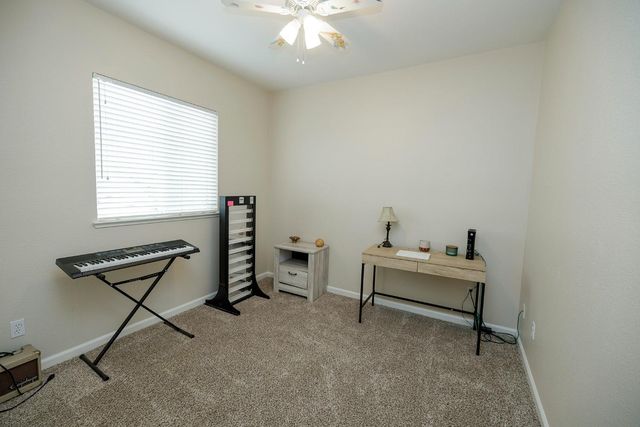 5303 Spaulding Ct, Riverbank, CA 95367