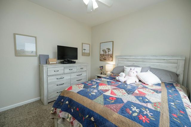 5303 Spaulding Ct, Riverbank, CA 95367