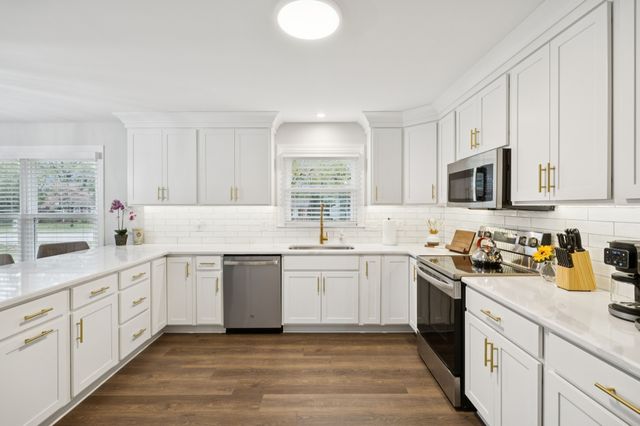 1618 Shelley St, Murfreesboro, TN 37129
