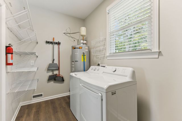 1618 Shelley St, Murfreesboro, TN 37129