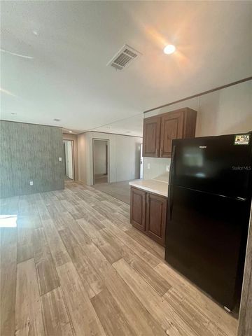 400 S HOLLY AVENUE, Florahome, FL 32140