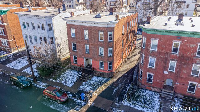 27 Bond Street, Hartford, CT 06114