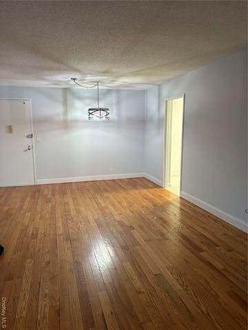 1 Bay Club Drive 19B, Bayside, NY 11360