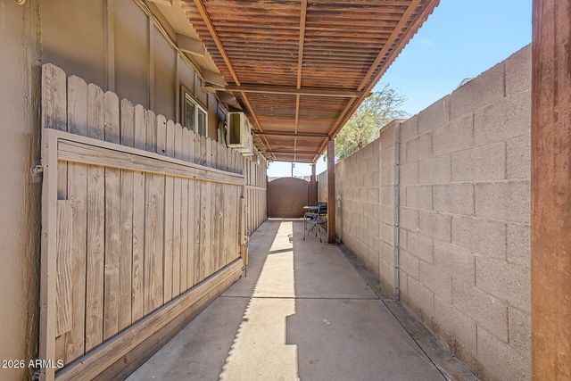 7420 E TAYLOR Street, Scottsdale, AZ 85257