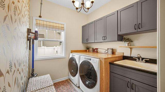 1732 Stellar Street, Hobart, IN 46342