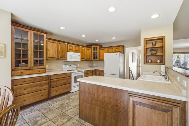 1722 PARK RIDGE LANE, North Fond Du Lac, WI 54937
