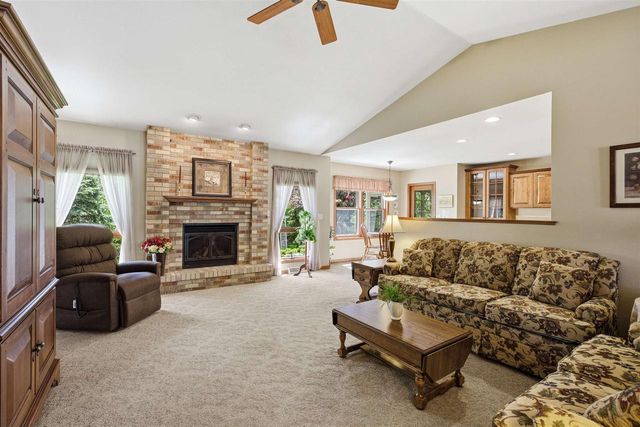 1722 PARK RIDGE LANE, North Fond Du Lac, WI 54937