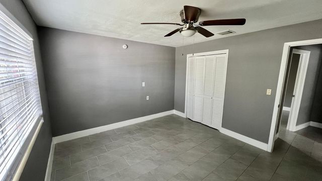 1120 NE 23rd Place, Pompano Beach, FL 33064