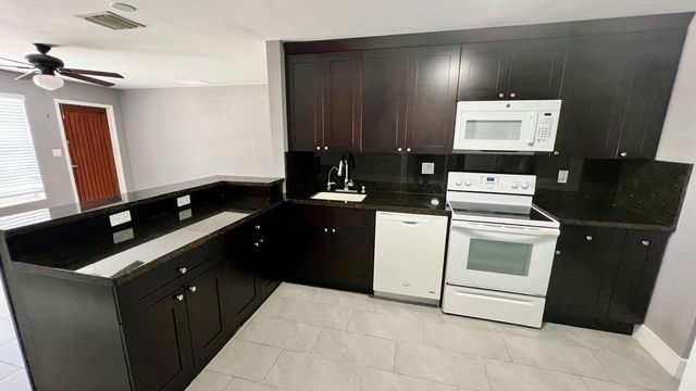 1120 NE 23rd Place, Pompano Beach, FL 33064