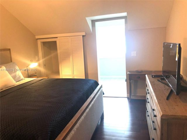 1524 Argyle Drive, Fort Lauderdale, FL 33312