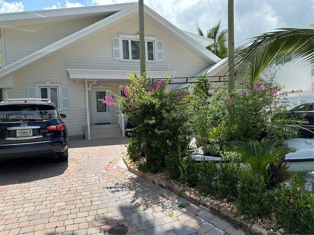 1524 Argyle Drive, Fort Lauderdale, FL 33312