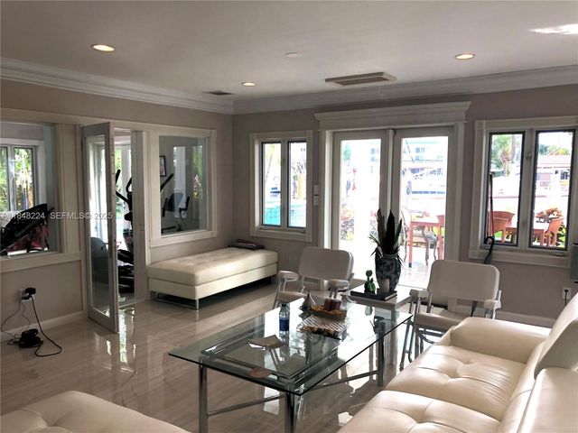1524 Argyle Drive, Fort Lauderdale, FL 33312