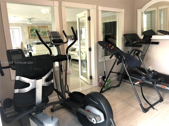 1524 Argyle Drive, Fort Lauderdale, FL 33312