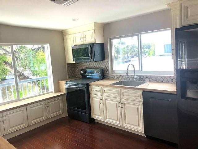 1524 Argyle Drive, Fort Lauderdale, FL 33312