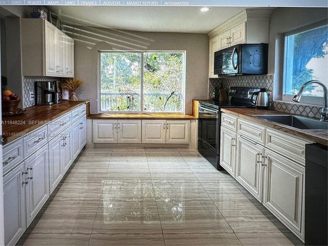 1524 Argyle Drive, Fort Lauderdale, FL 33312