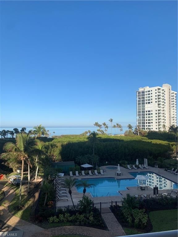 40 Seagate DR 202A, NAPLES, FL 34103 — photo 3