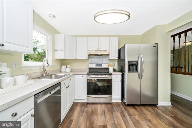 8157 SILO RD, Severn, MD 21144