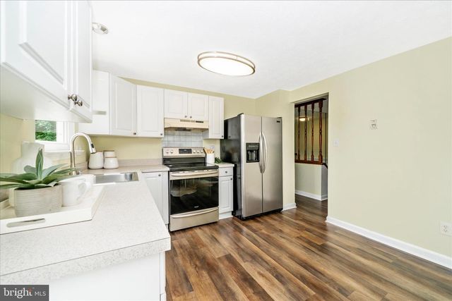 8157 SILO RD, Severn, MD 21144