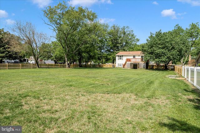 8157 SILO RD, Severn, MD 21144