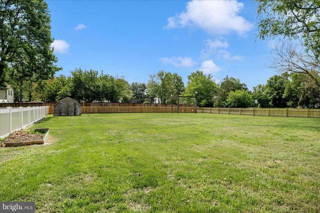 8157 SILO RD, Severn, MD 21144