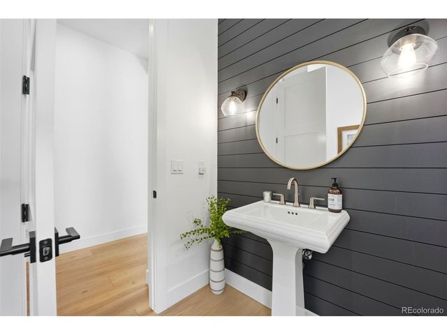 1005 Locklin Way, Woodland Park, CO 80863