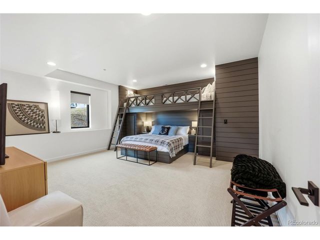 1005 Locklin Way, Woodland Park, CO 80863