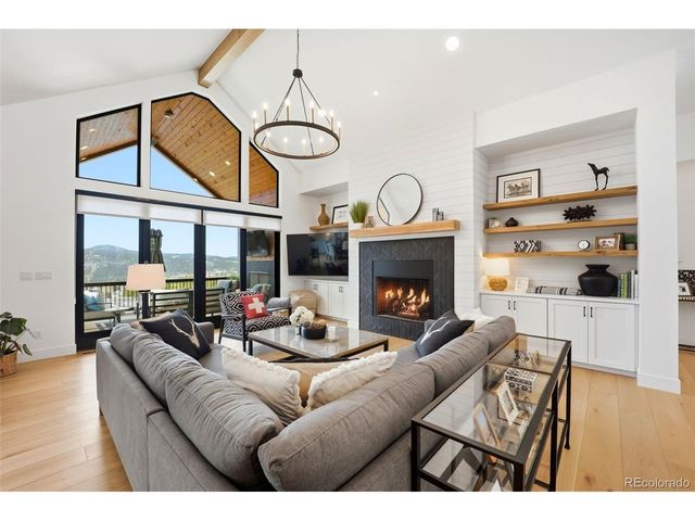 1005 Locklin Way, Woodland Park, CO 80863