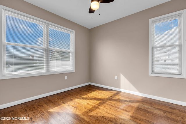 227 Cedar Drive, Bayville, NJ 08721