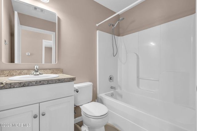 227 Cedar Drive, Bayville, NJ 08721