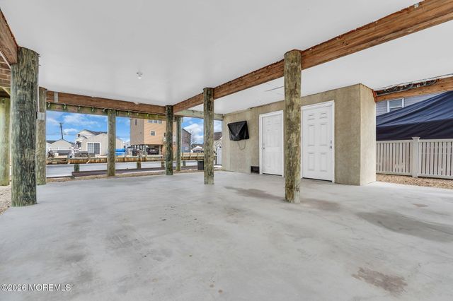 227 Cedar Drive, Bayville, NJ 08721