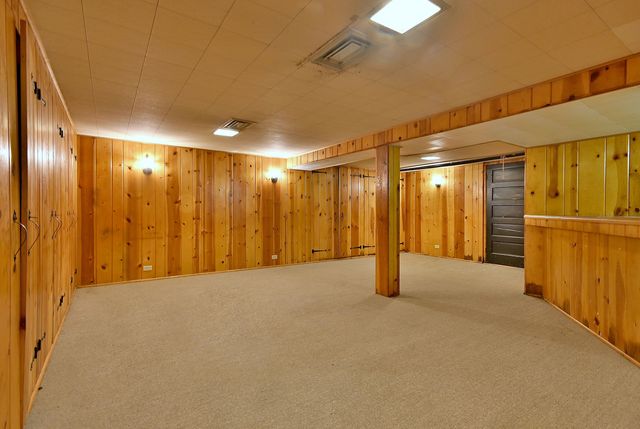 1001 S Edgewood Avenue, Lombard, IL 60148