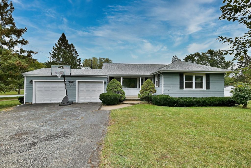 1001 S Edgewood Avenue, Lombard, IL 60148