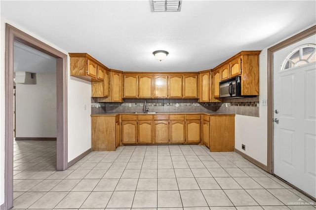 2129 Fir Avenue, Mcallen, TX 78501