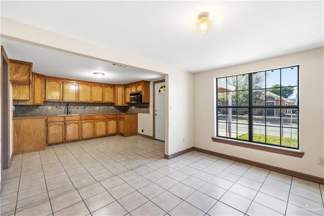 2129 Fir Avenue, Mcallen, TX 78501