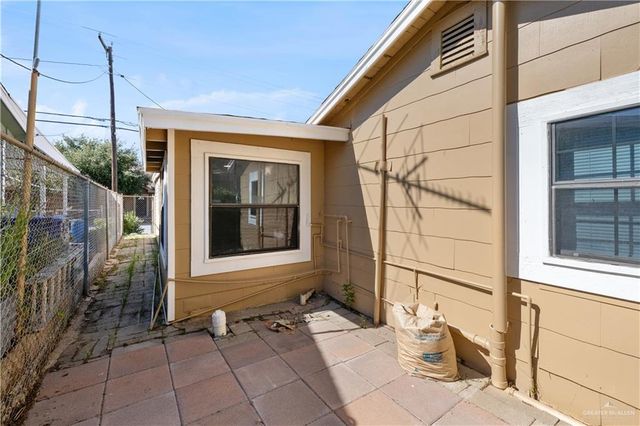2129 Fir Avenue, Mcallen, TX 78501