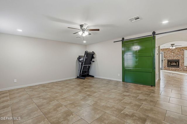 2709 N COPIA Street, El Paso, TX 79930